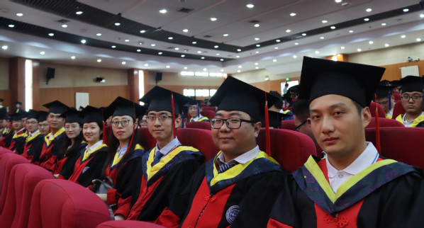 石油工程学院2021年学位授予仪式现场 石油工程学院2021年学位授予仪式现场